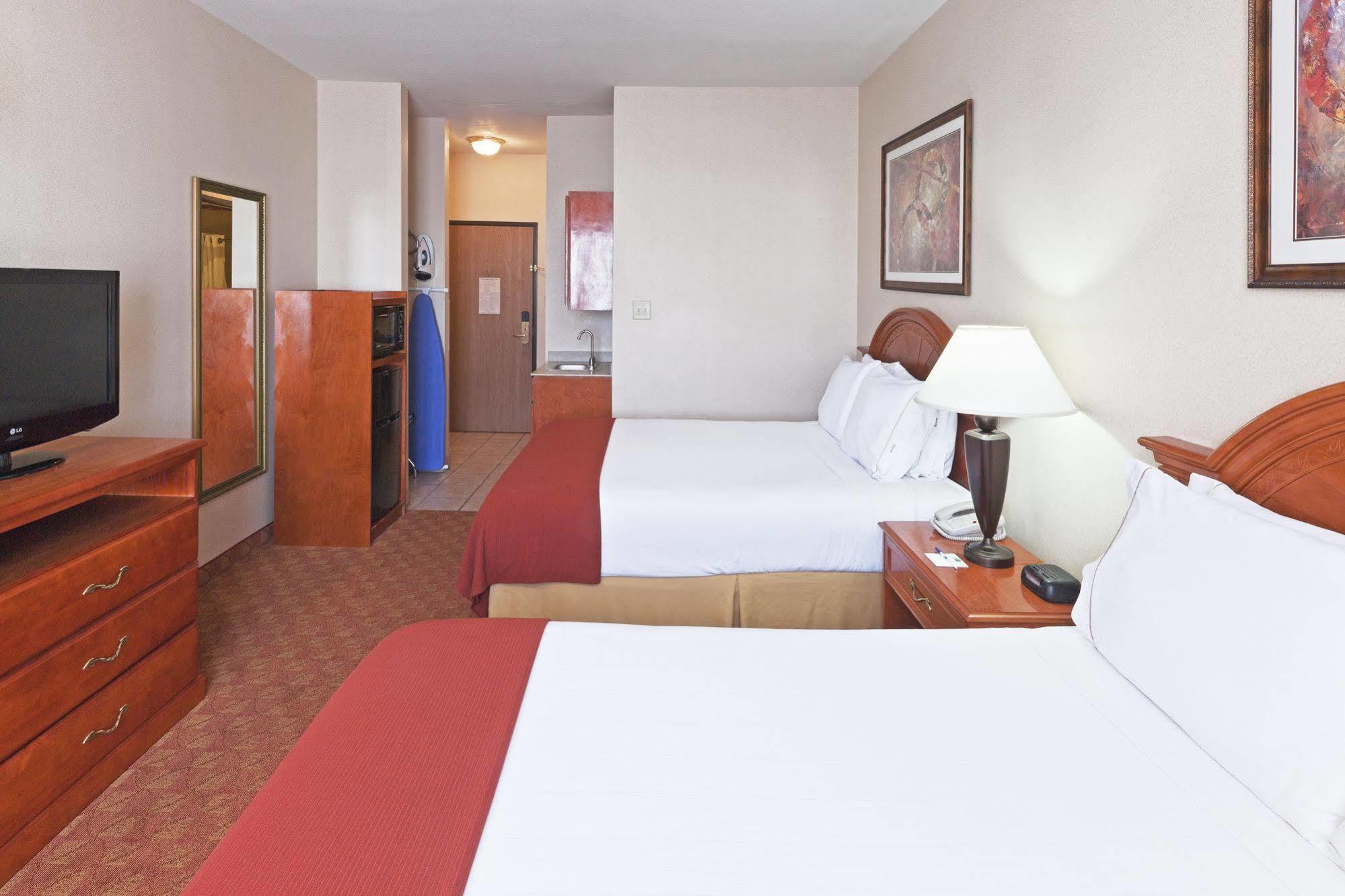 Holiday Inn Express Hotel And Suites Abilene By Ihg Værelse billede